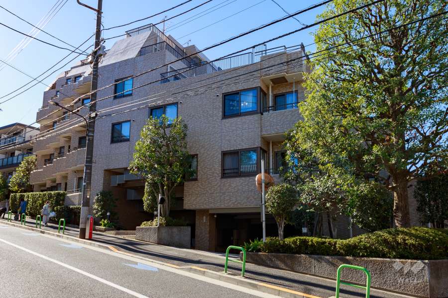 白金三光坂ハウスの外観（北東側から）