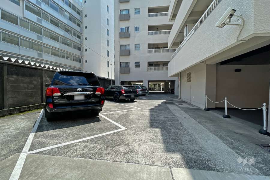 敷地内駐車場（屋外平面式）