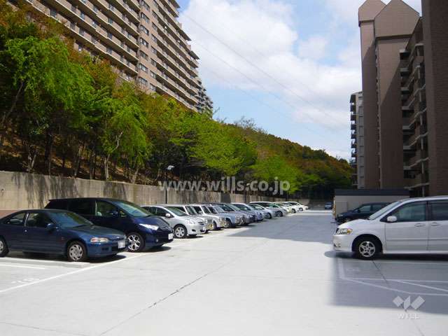 敷地内駐車場（屋外）