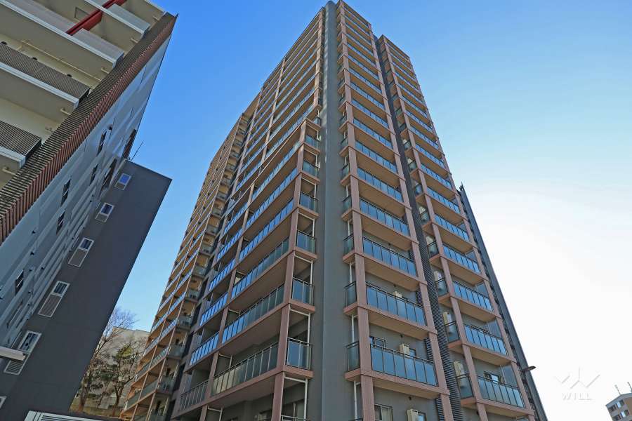 グローリオ白金高輪の外観（北西側から）