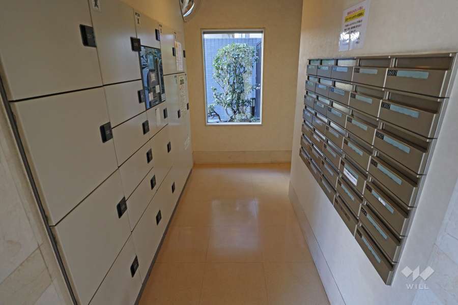 共用ポストと宅配ボックス