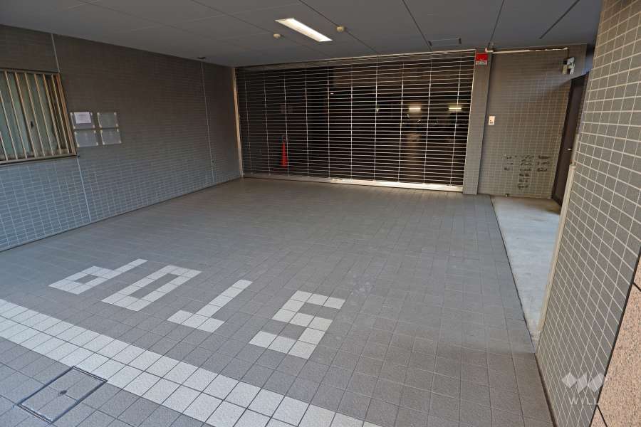 駐車場の出入り口