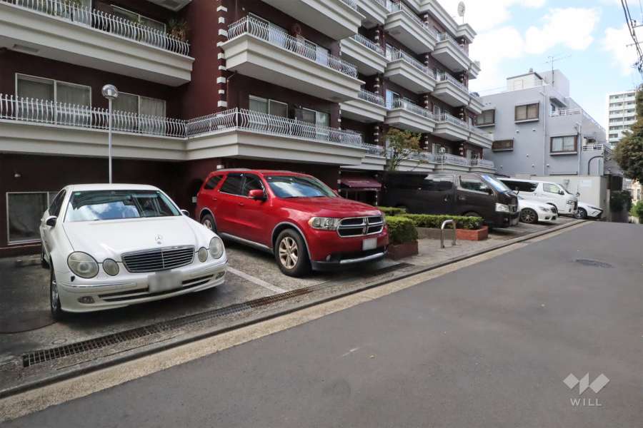 敷地内駐車場（屋外平面式）