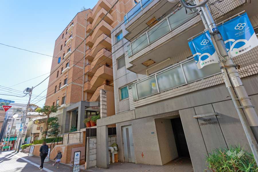 フォリア白金の外観（北東側から）