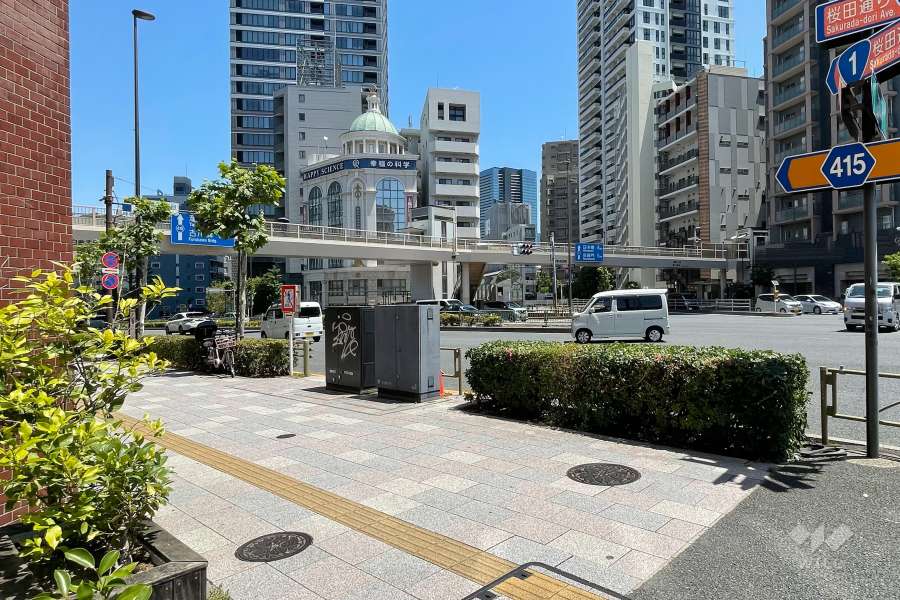 敷地南東側の前面道路　　　　