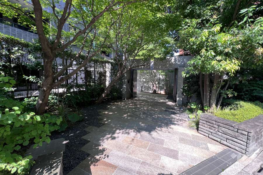 エントランスアプローチ