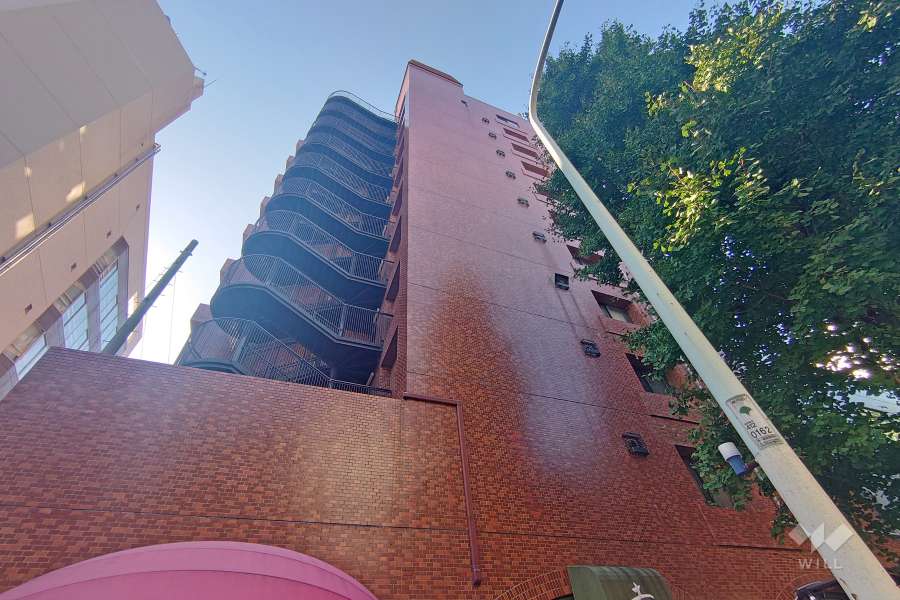 南青山高樹町ハイツの外観（北東側から）