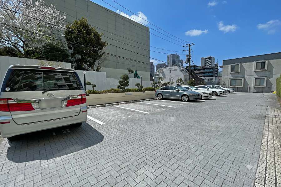 敷地内駐車場（屋外平面式）
