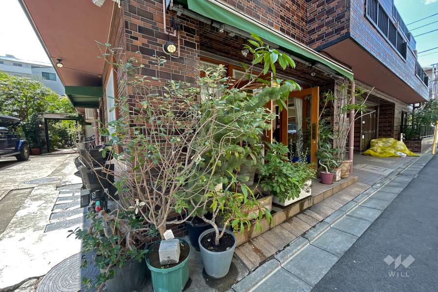 建物1階のテナント