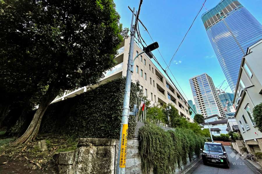 ウェリス麻布狸穴の外観（南東側から）