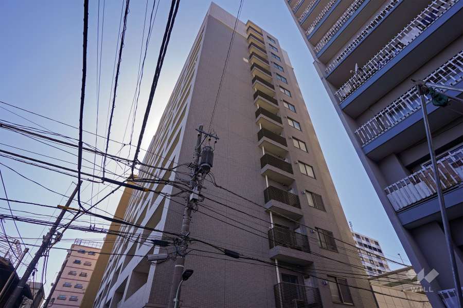 オリンピアード麻布霞坂の外観（南東側から）