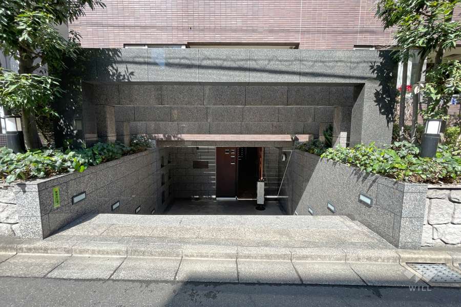 エントランスアプローチ　