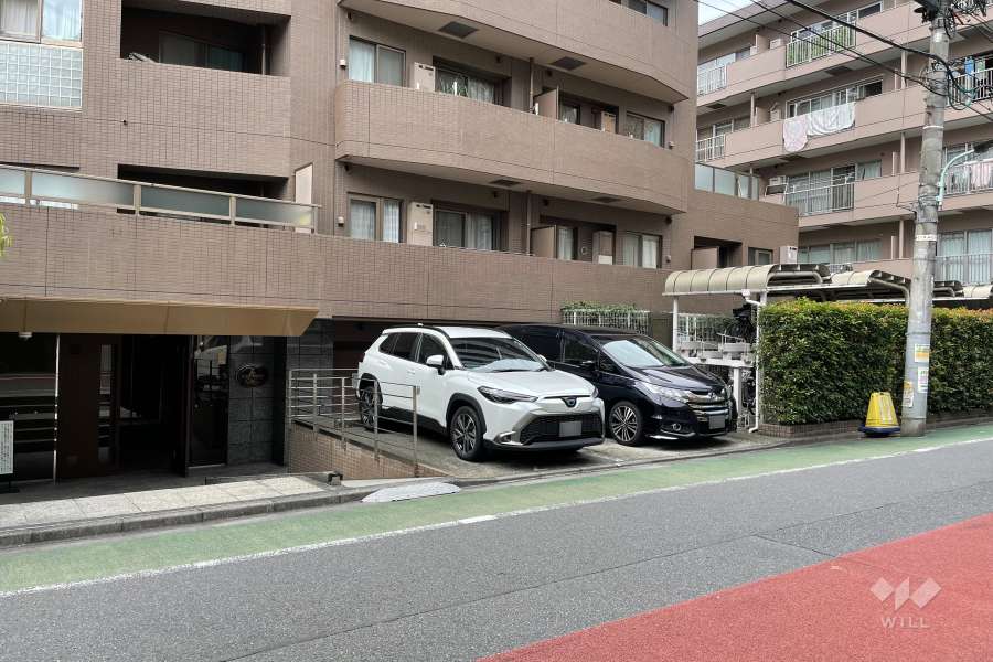 敷地内駐車場（屋外平面式）
