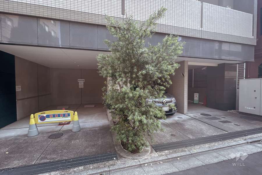 敷地内駐車場（屋内平面式）