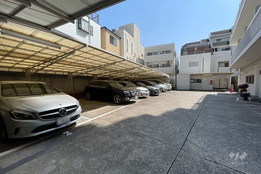 敷地内駐車場（屋外平面式）