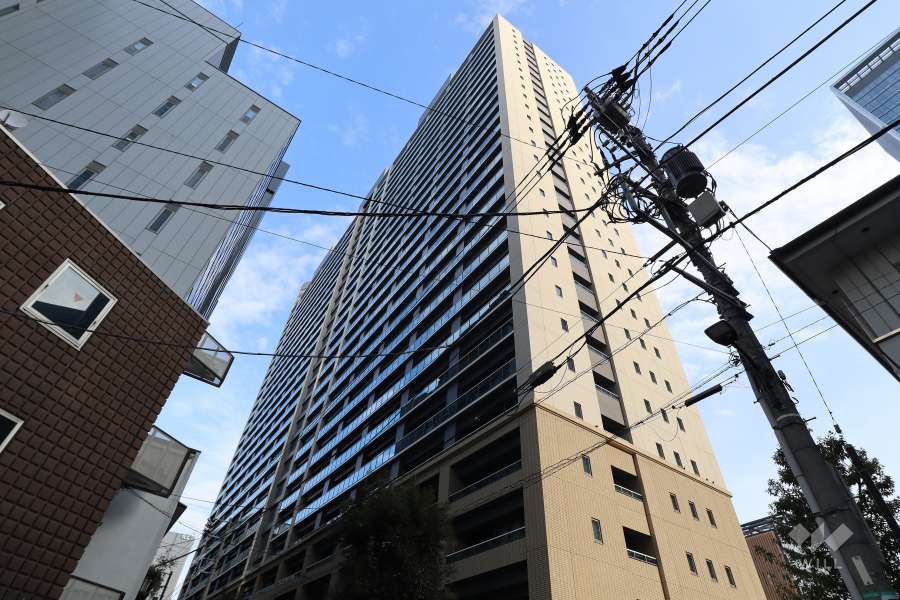 カテリーナ三田タワースイートの外観（北西側から）