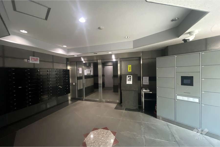 エントランスホール