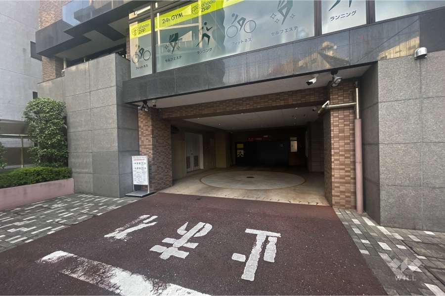 駐車場の出入り口・敷地内駐車場（屋内機械式）