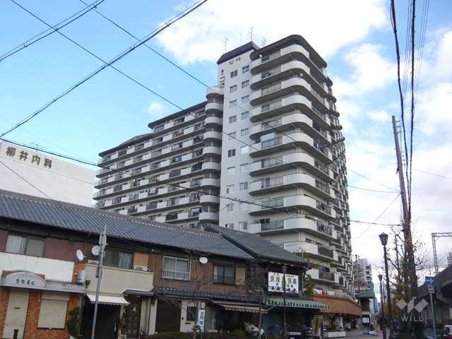 尼崎アーバンコンフォートの外観（西から）