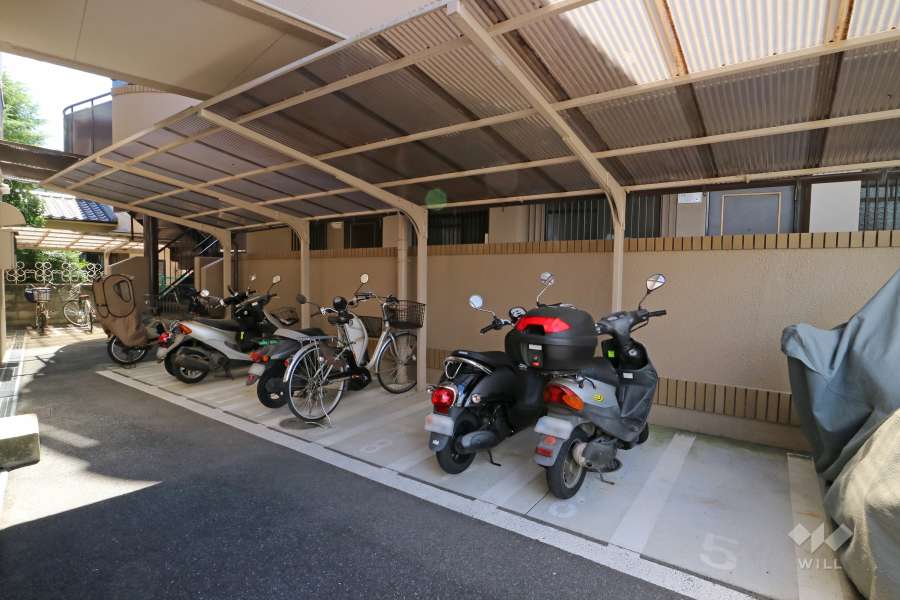 バイク置き場