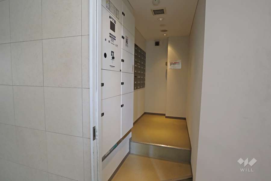 宅配ボックスと共用ポスト