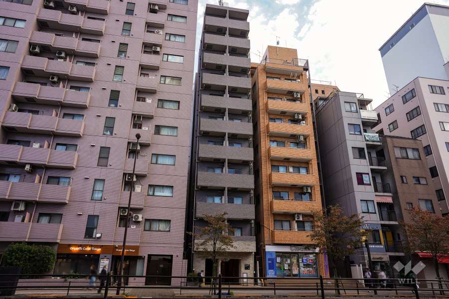 クレアシオン白金台の外観（北側から）