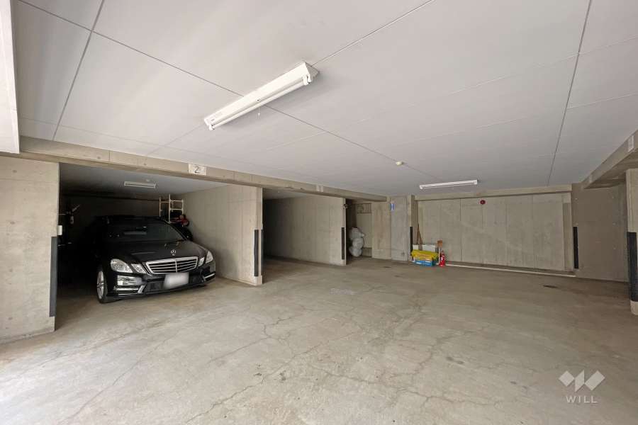 敷地内駐車場（屋内平面式）