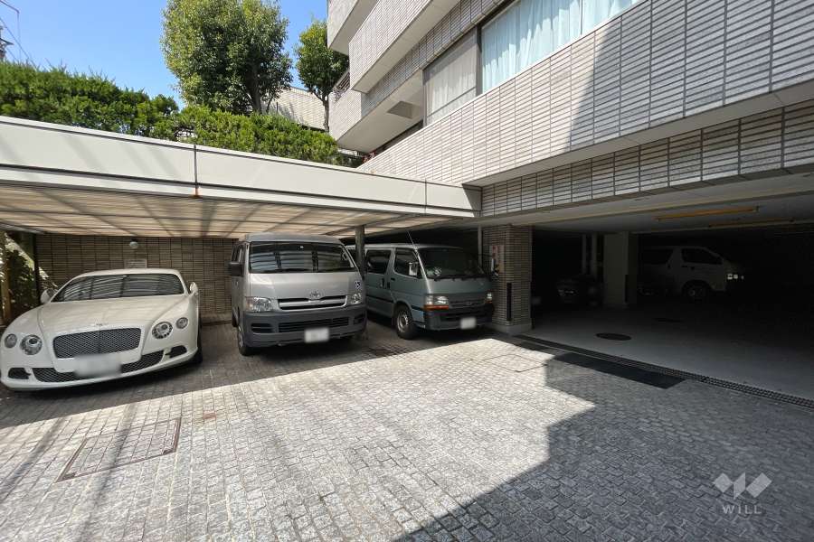 敷地内駐車場（屋内平面式）