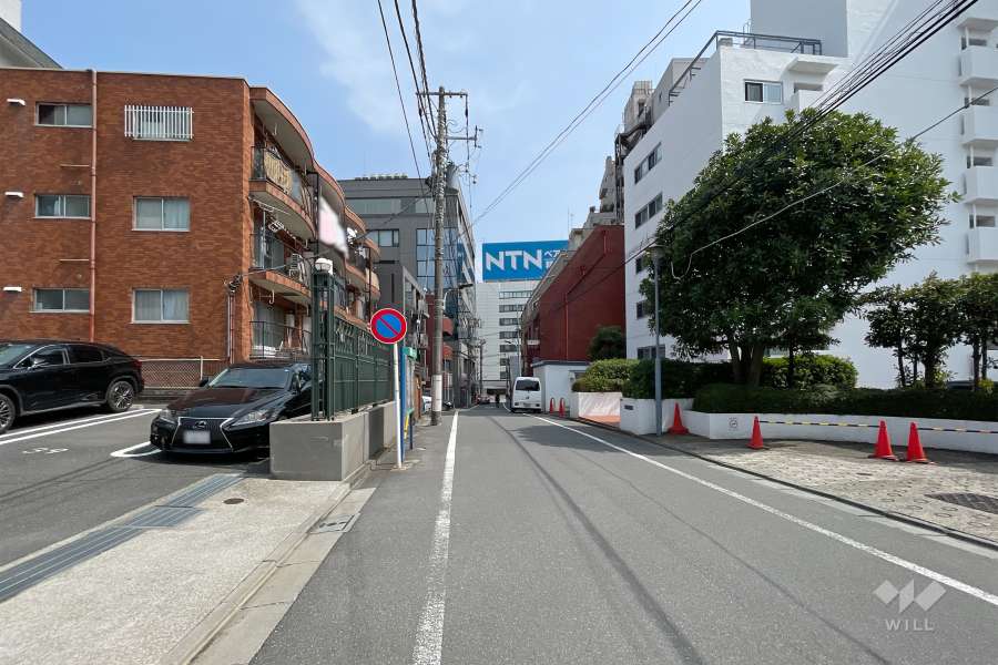 敷地南側の前面道路　　