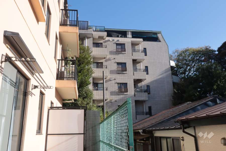 豊栄ジャルダン高輪の外観(西側から)