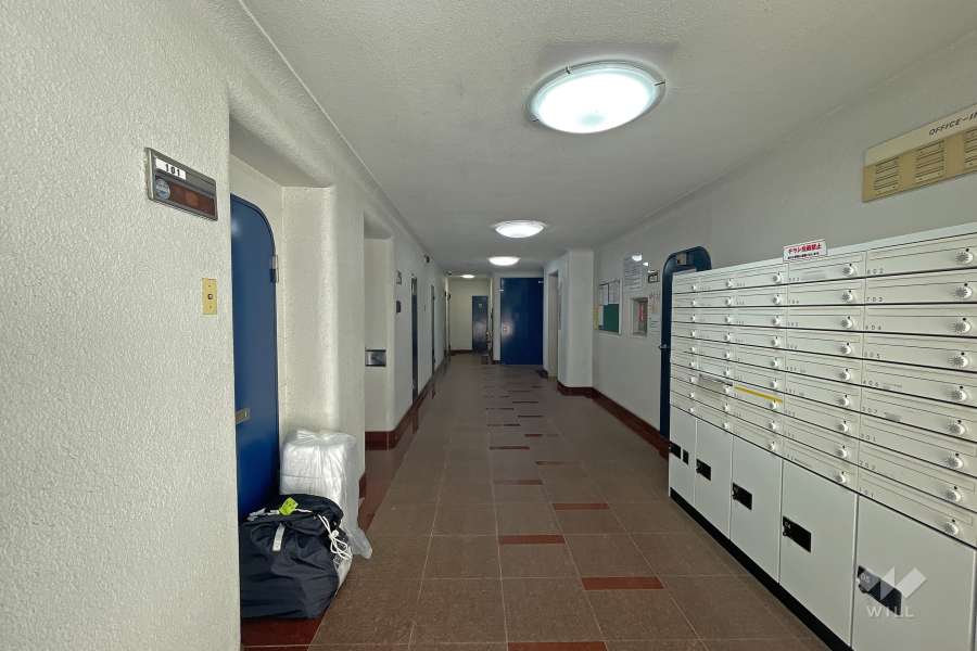 宅配ボックスと共用ポスト