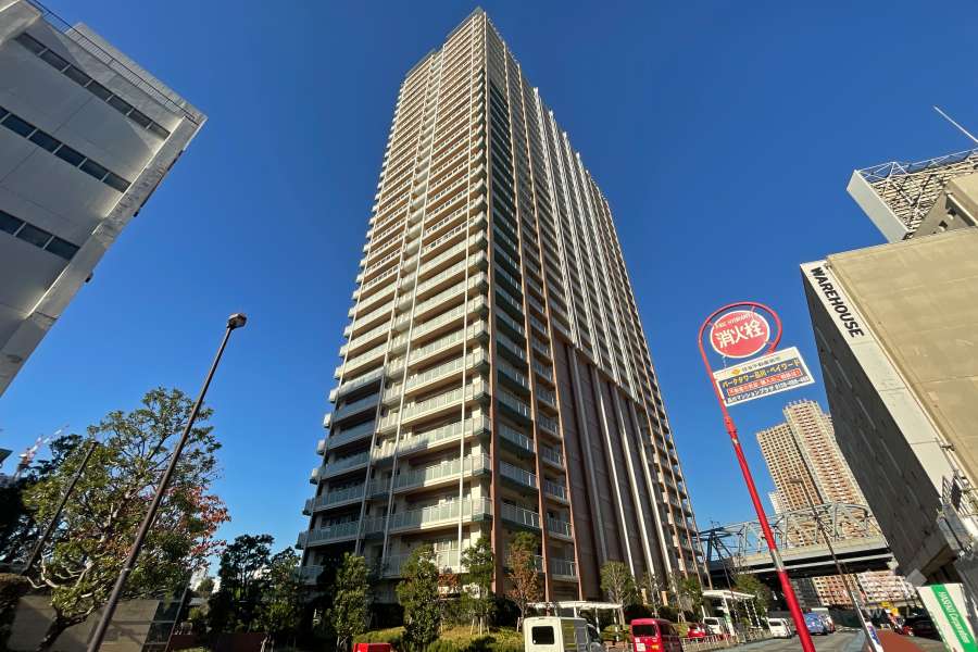 パークタワー品川ベイワードの外観（南側から）