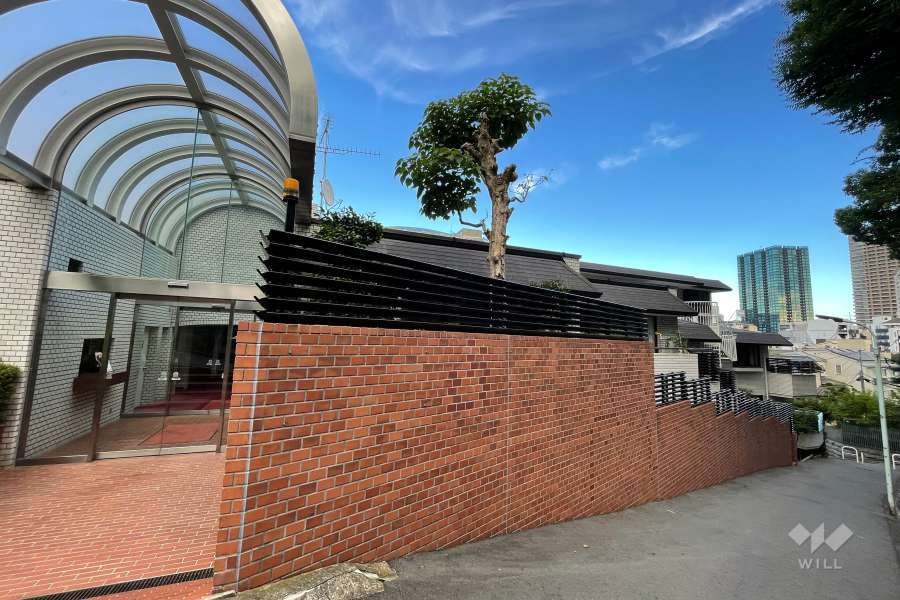 グランドメゾン狸穴の外観（北西側から）