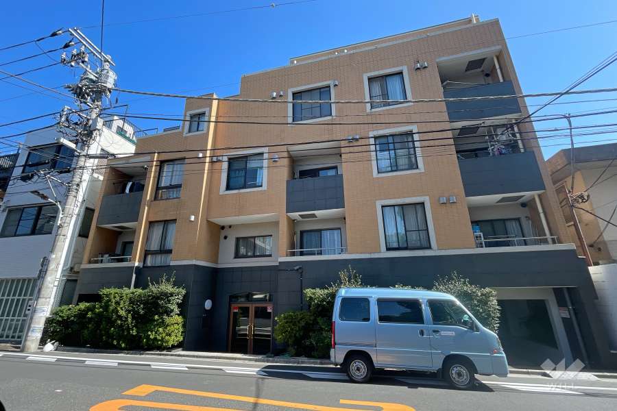 ジェイパーク南麻布の外観（南西側から）