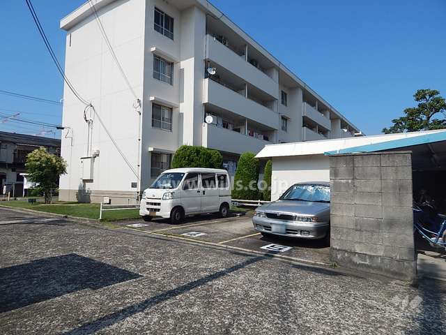 敷地内駐車場