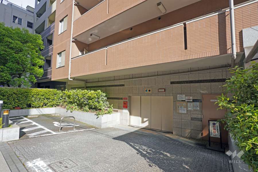 駐車場の出入り口