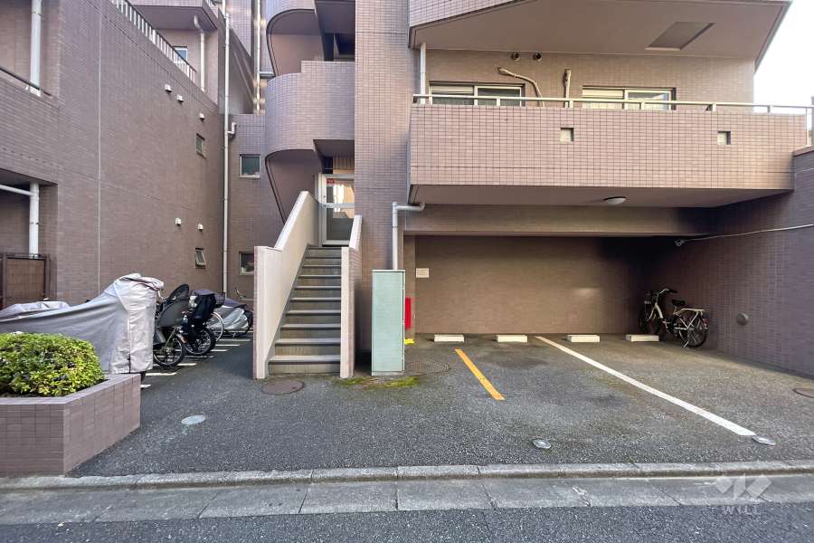 敷地内駐車場（屋外平面式）