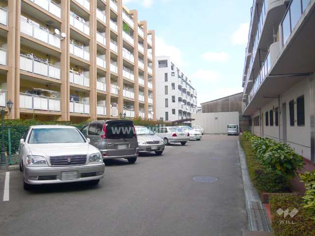 敷地内駐車場（屋外平面式）