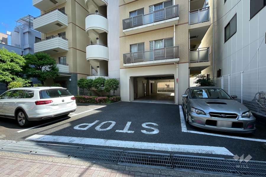 敷地内駐車場（屋外平面式）