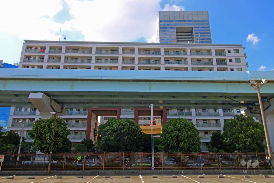 ジェイパーク芝浦ベイサイドスクエアの外観（東側から）