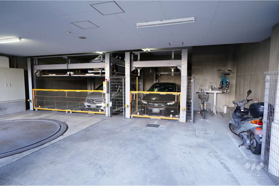 敷地内駐車場（屋内機械式）