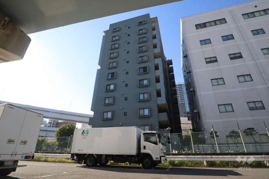 クレストフォルム田町ベイフロントスクエアの外観(東側から)