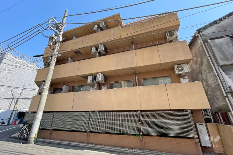 ビバリーホームズ東麻布の外観（南西側から）