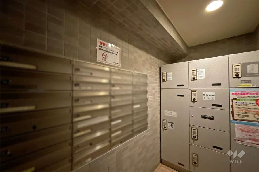 宅配ボックスと共用ポスト