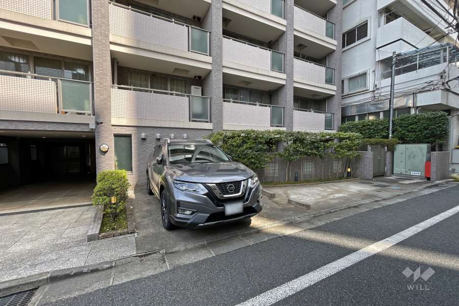 敷地内駐車場（屋外平面式）