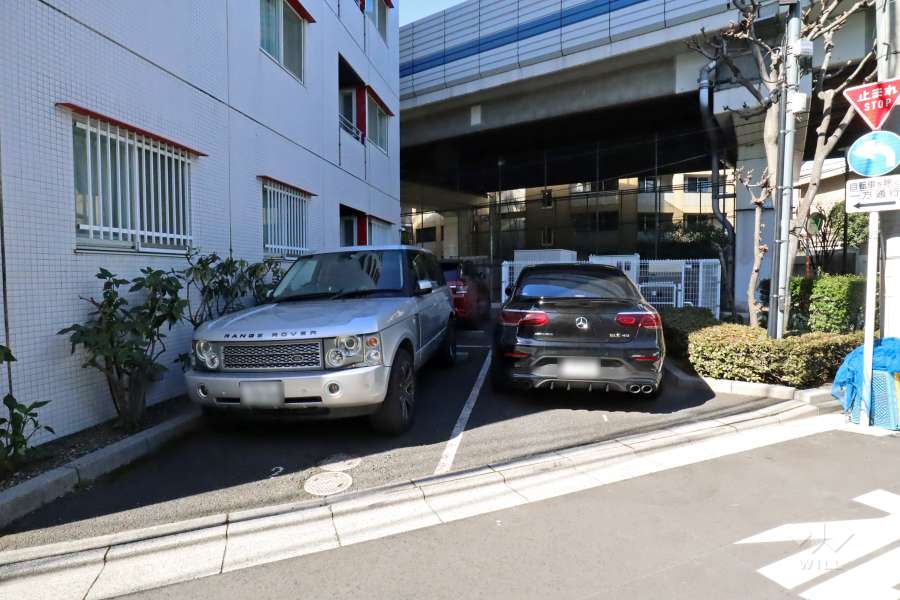 敷地内駐車場（屋外平面式）