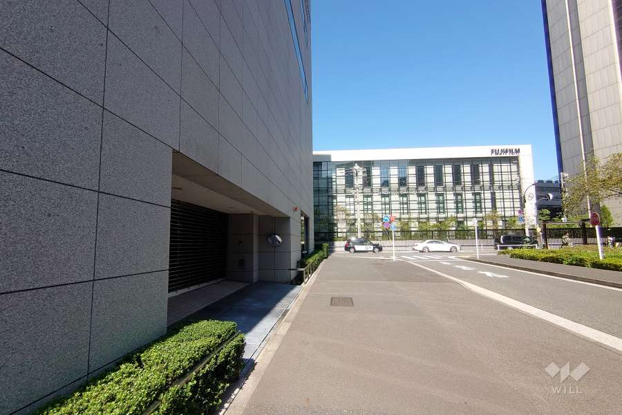 敷地東側の前面道路　