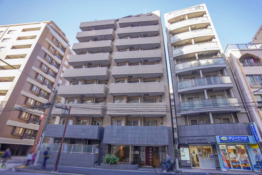 プレール麻布十番の外観（南東側から）