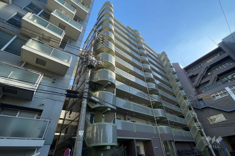 エスコート芝浦イーストの外観（北西側から）