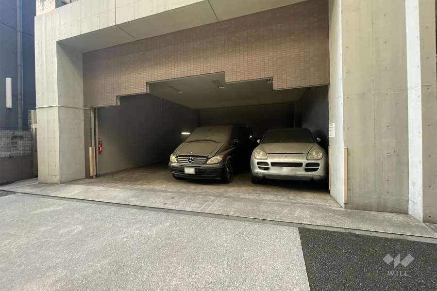 敷地内駐車場（屋内平面式）